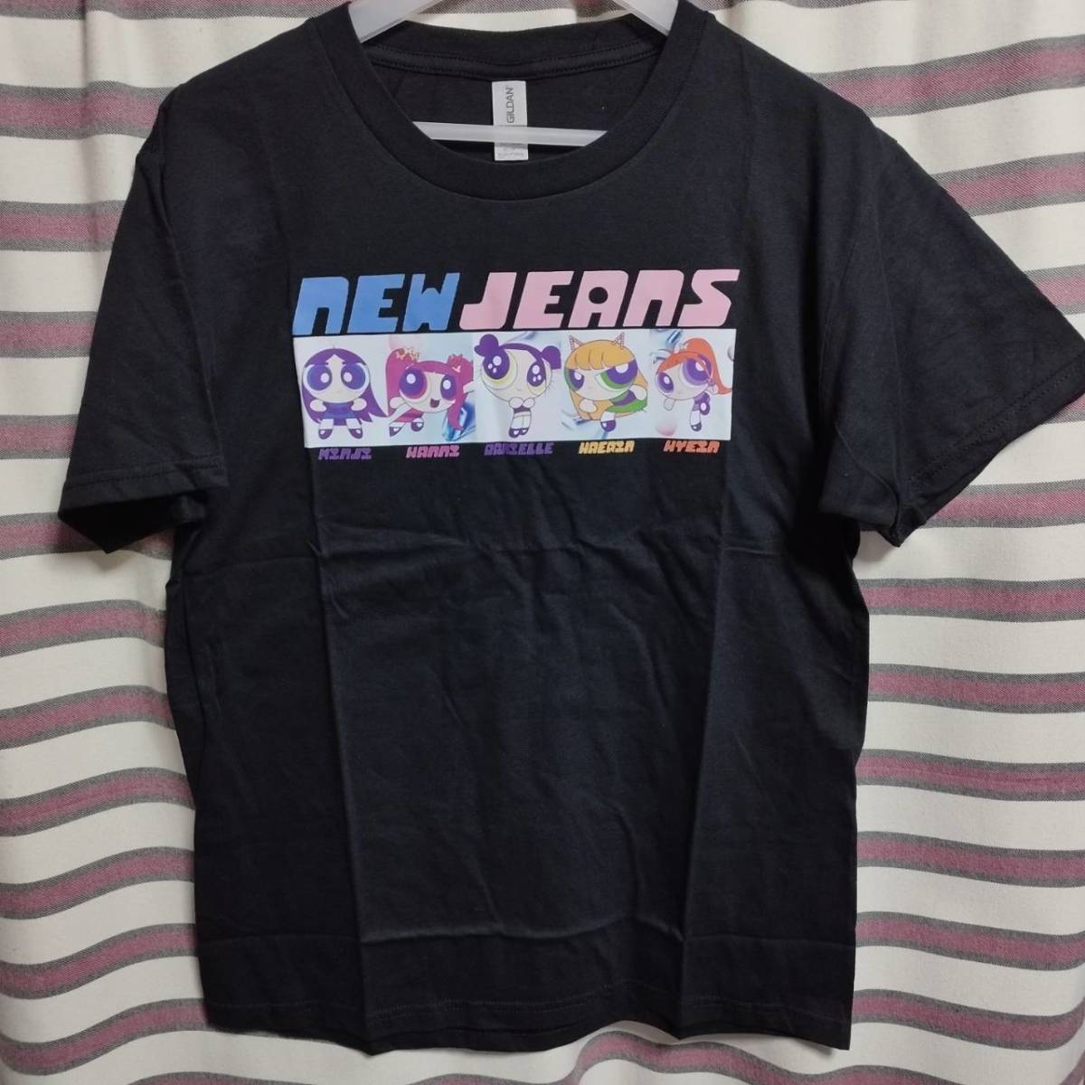 【新品/送料無料】NewJeans/ニュージーンズ 両面プリントTシャツ K-POP 【 黒 Lサイズ 】パワーパフガールズ Powerpuff Girls TWICE IVE_画像2