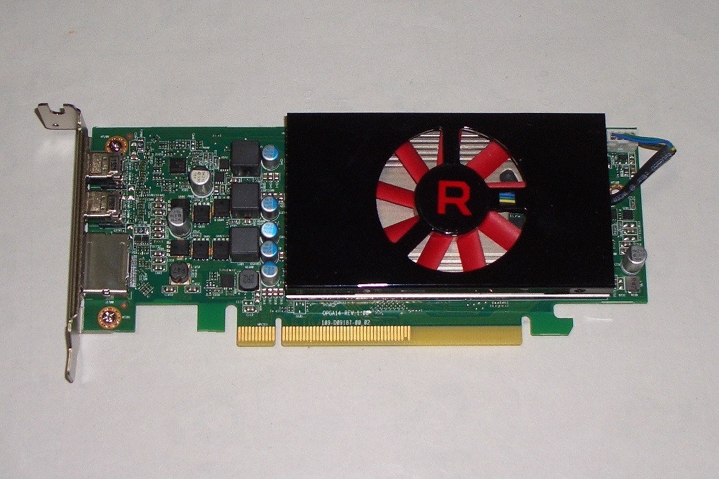 ◆ロープロファイル対応 AMD Radeon RX 550 4GB GDDR5 FINAL FANTASY XIV 完走 即決！★送料185円