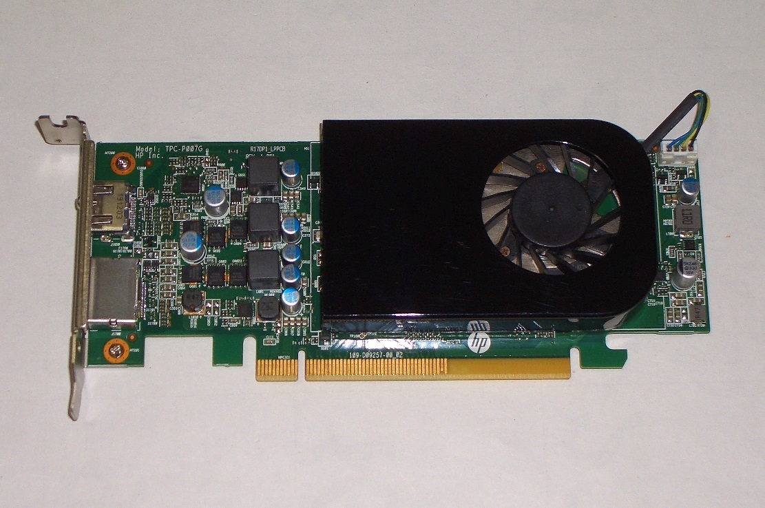 ◆ロープロファイル対応 AMD Radeon RX 550X LP 4GB FINAL FANTASY XIV 完走 完動品 即決！★送料185円