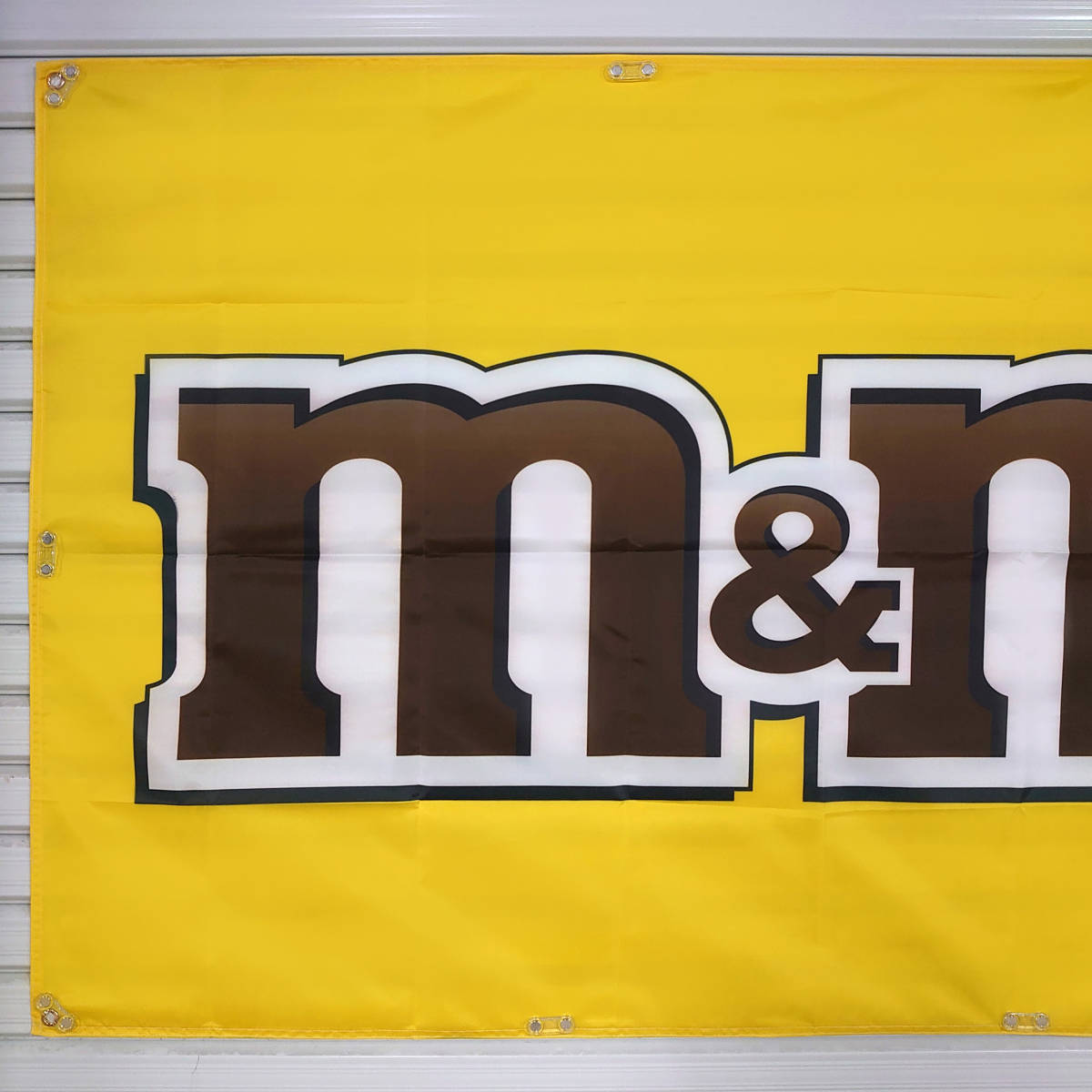 M&M'S フラッグ P144 海外限定ポスター エムアンドエムズ インテリアバナー タペストリー ガレージ装飾 チョコレート USA雑貨 サインボード_画像6