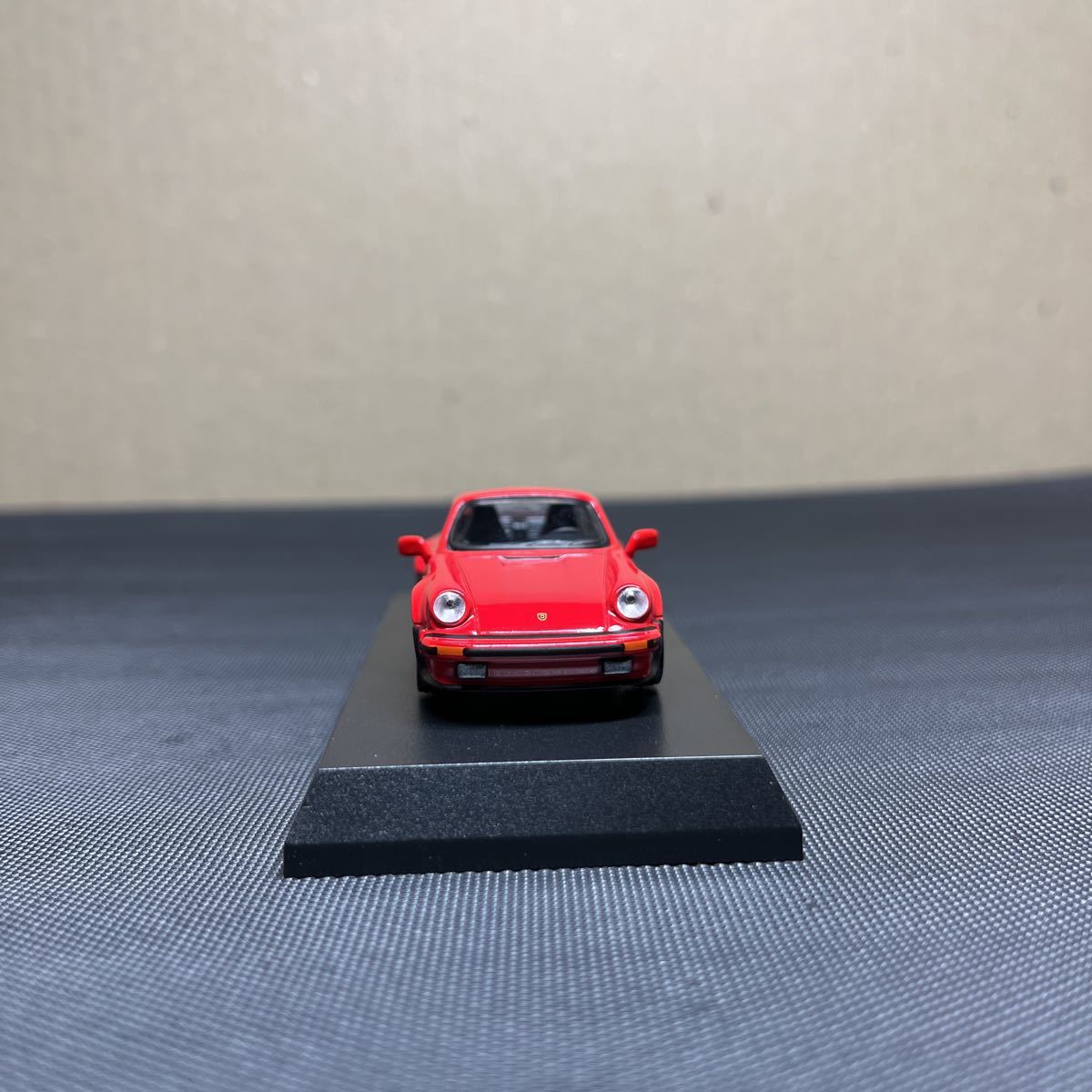 京商 1/64 ポルシェ　ミニカーコレクション　6 911 Turbo (930) 赤_画像8
