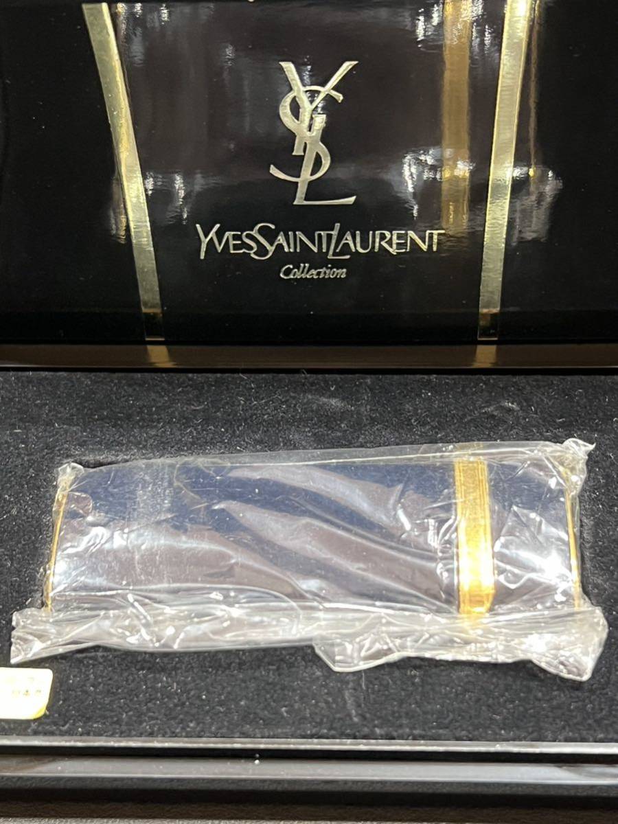 YSL/YVES SAINT LAURENT/イヴサンローラン ブランド ガスライター 高級 おしゃれ ケース付き 現状品 着火未確認 送370_画像3