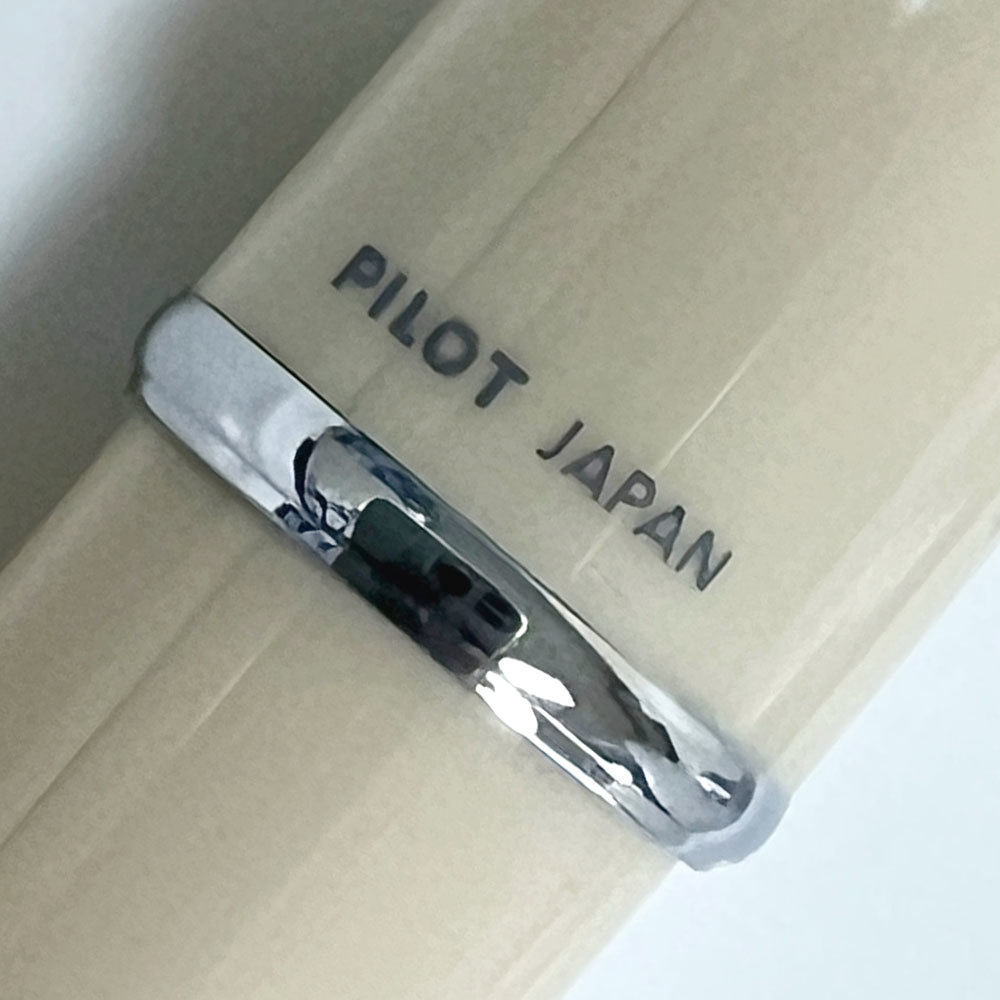 未使用・長期在庫処分品　244　PILOT/パイロット　FPR-3SR　PRERA　万年筆　カートリッジ/コンバーター両用式　アイボリー　細字　箱あり_画像6