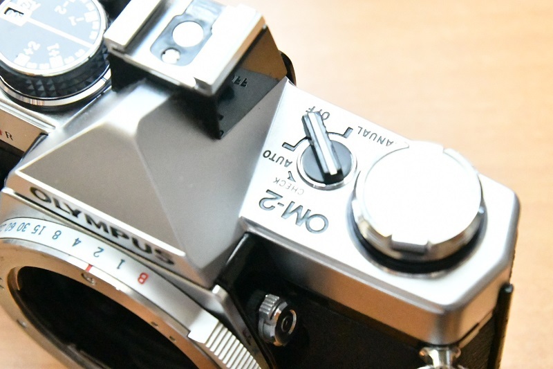 フィルムカメラ OLYMPUS OM-2+OM-SYSTEM ZUIKO MC AUT-MACRO 1 フィルムカメラ OLYMPUS OM-2+OM-SYSTEM ZUIKO MC AUT-MACRO 1