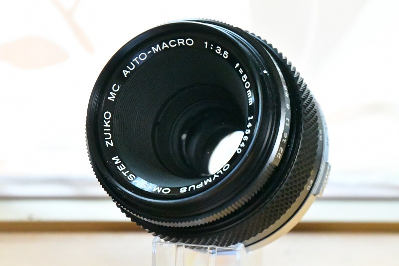 フィルムカメラ OLYMPUS OM-2+OM-SYSTEM ZUIKO MC AUT-MACRO 1 フィルムカメラ OLYMPUS OM-2+OM-SYSTEM ZUIKO MC AUT-MACRO 1