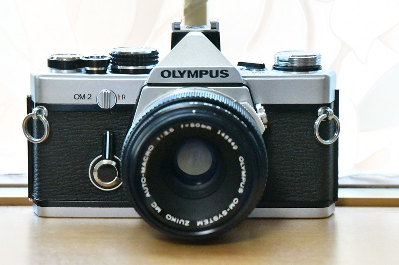 フィルムカメラ OLYMPUS OM-2+OM-SYSTEM ZUIKO MC AUT-MACRO 1:3.5 f=50mm【中古】【オーバーホール済】