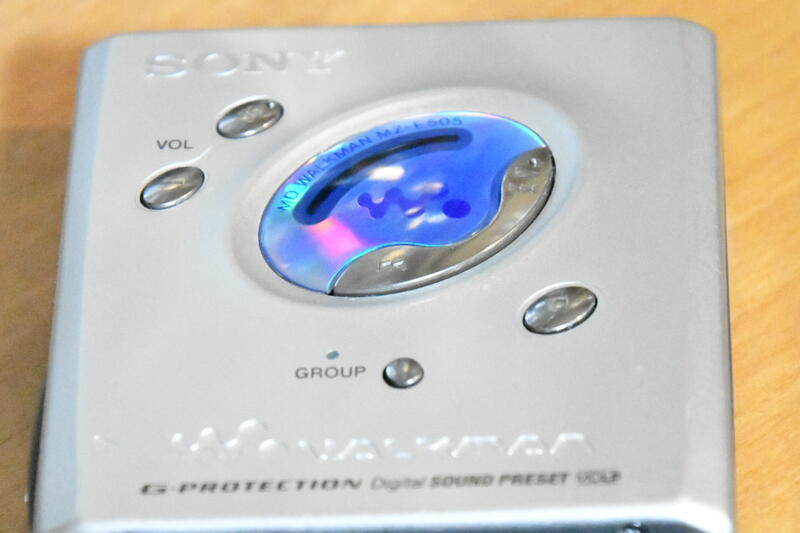  portable MD player SONY MZ-E505 MDu oak man [ used ]