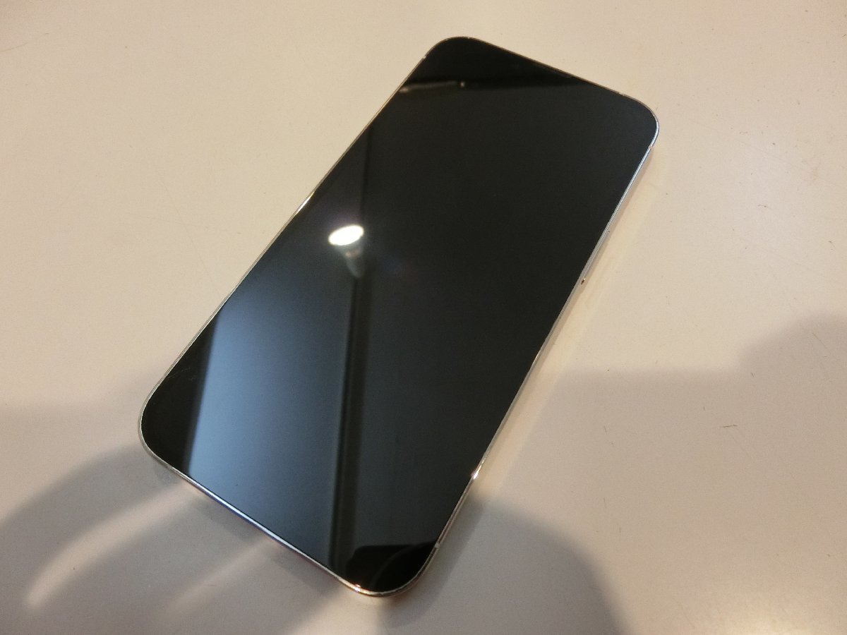 おすすめ iPhone13 SIMフリー☆Apple Pro 本体のみ☆ 美品 シルバー