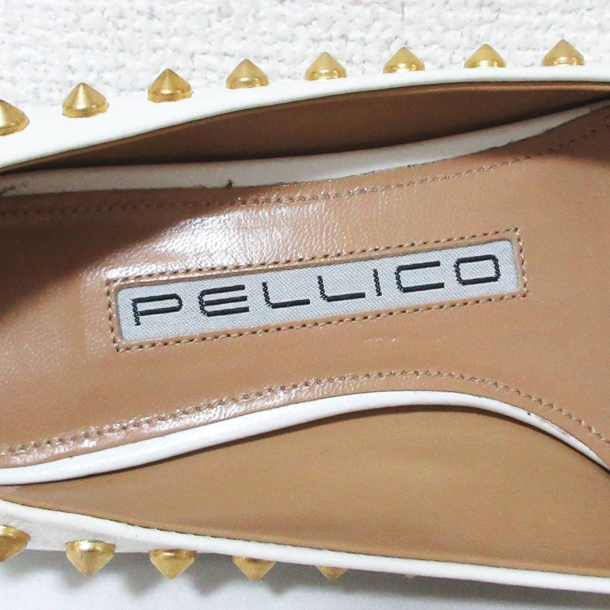 美品 PELLICO ペリーコ レザー スタッズ ポインテッドトゥ フラットシューズ パンプス サイズ34 1/2 約22cm ホワイト×ゴールド_画像4