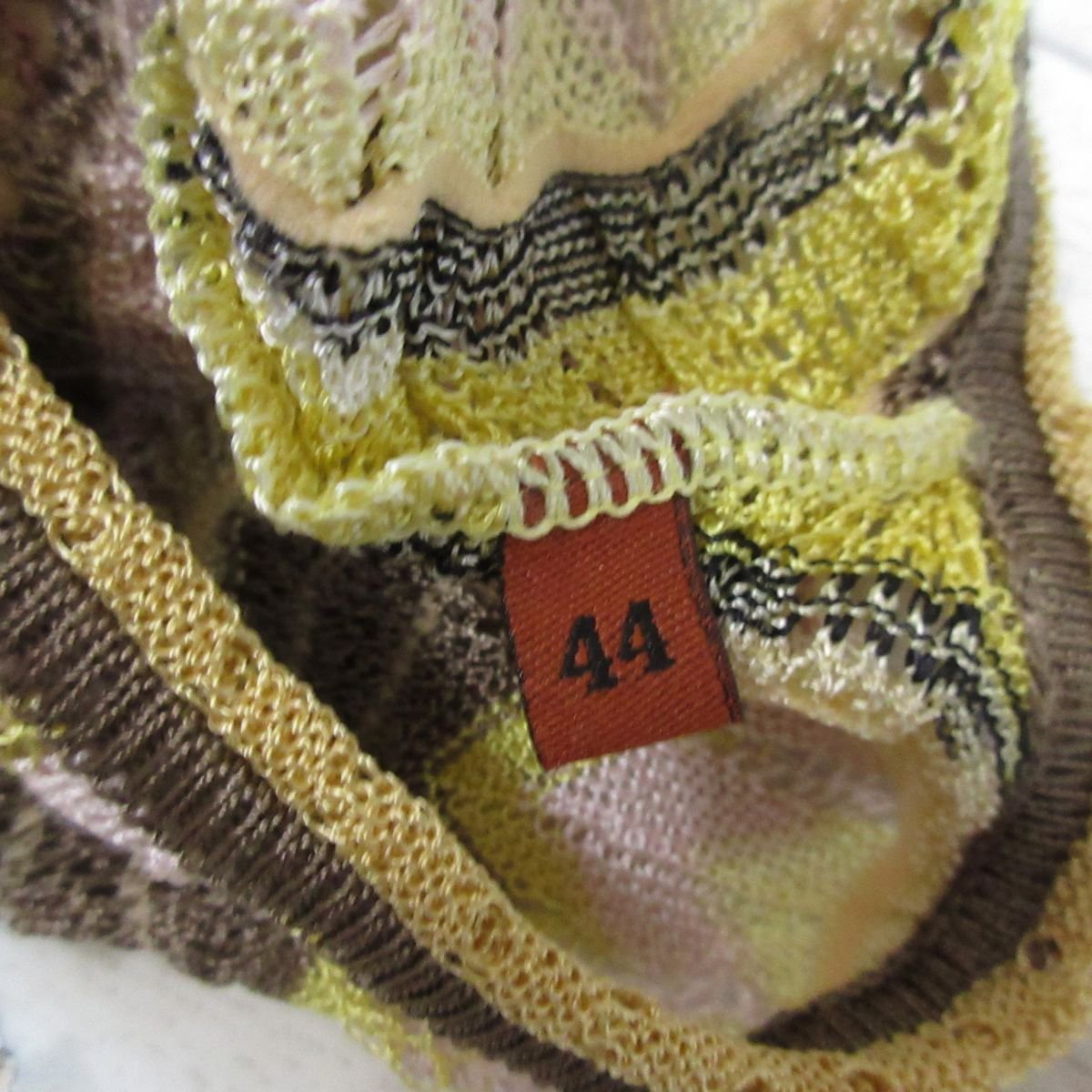 美品 MISSONI ミッソーニ 総柄 シルクブレンド 半袖 ニット カットソー 大きいサイズ 44 マルチカラー_画像4