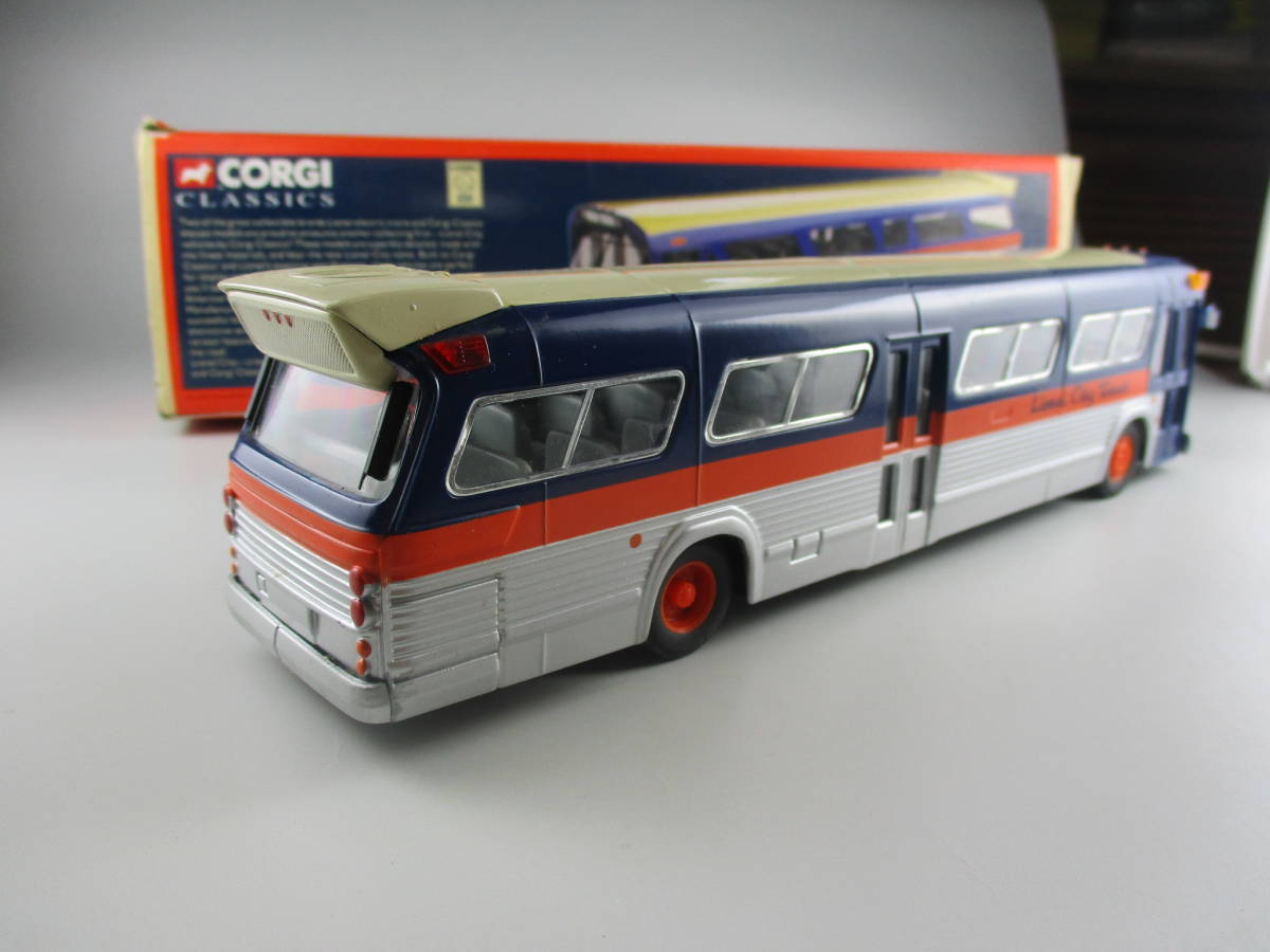 即決有、古いニューヨークバス　映画スピードに登場した同型ニューヨーク行きバス　Lionel Corgi 1:50 トミカではありません _画像5