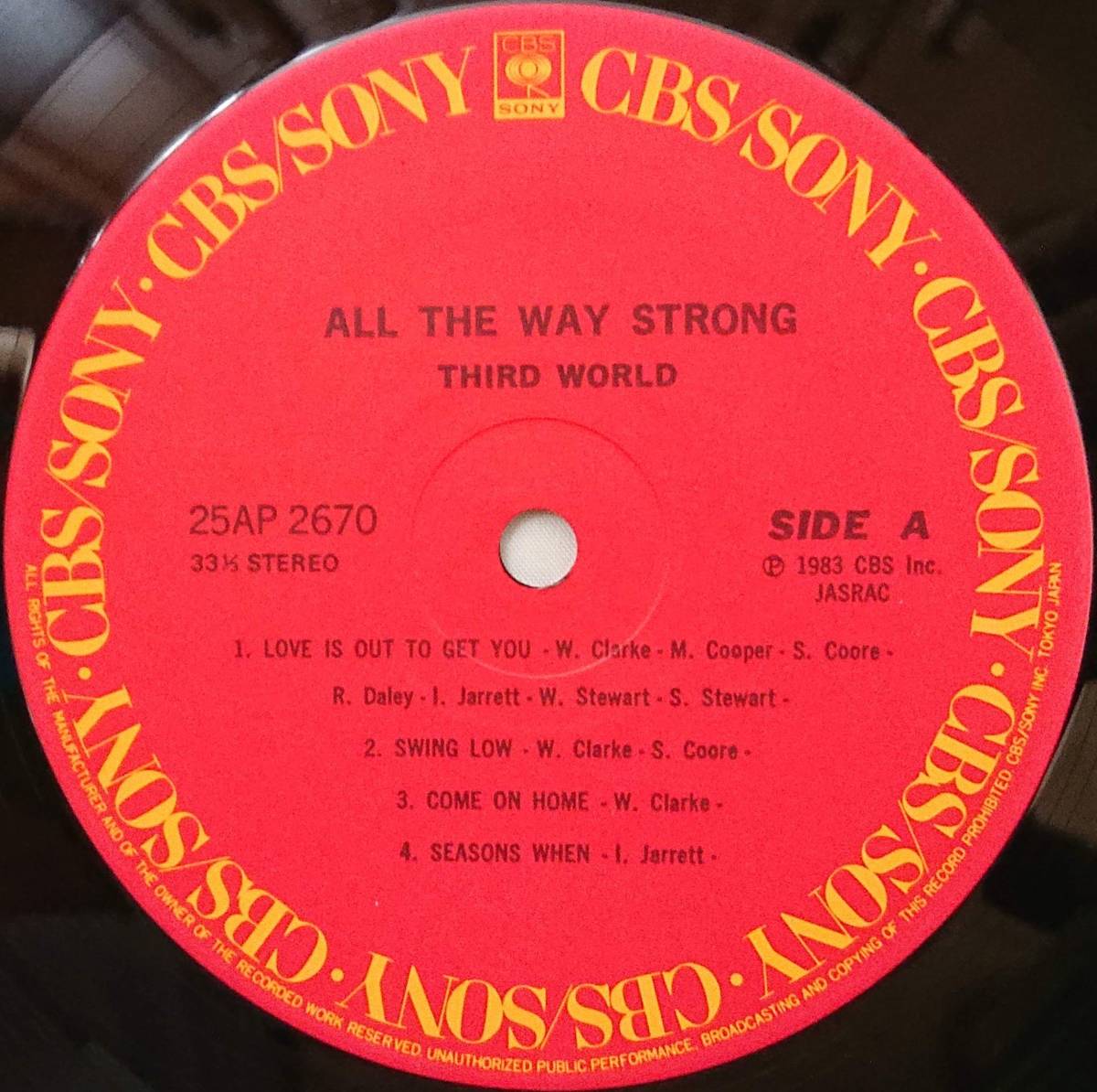 THIRD WORLD : ALL THE WAY STRONG サード・ワールド 帯なし 国内盤 中古 アナログ LPレコード盤 1983年 25AP 2670 M2-KDO-1243_画像4