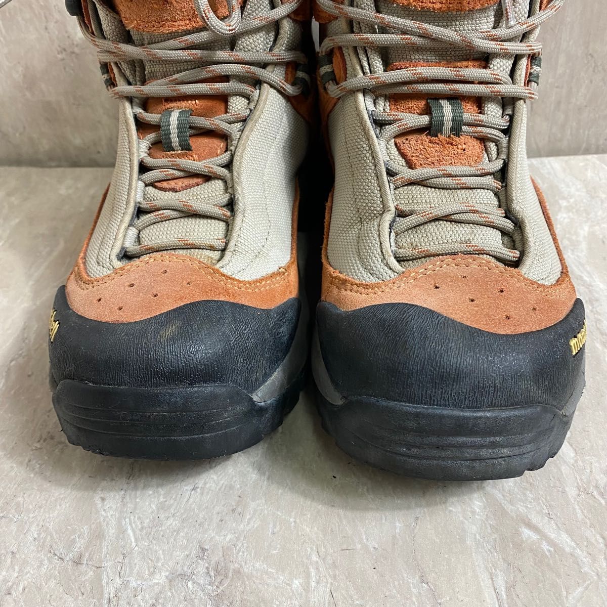 mont-bell トレッキングシューズ ゴアテックス素材 24cm GORE-TEX 登山靴 モンベル マウンテンブーツ