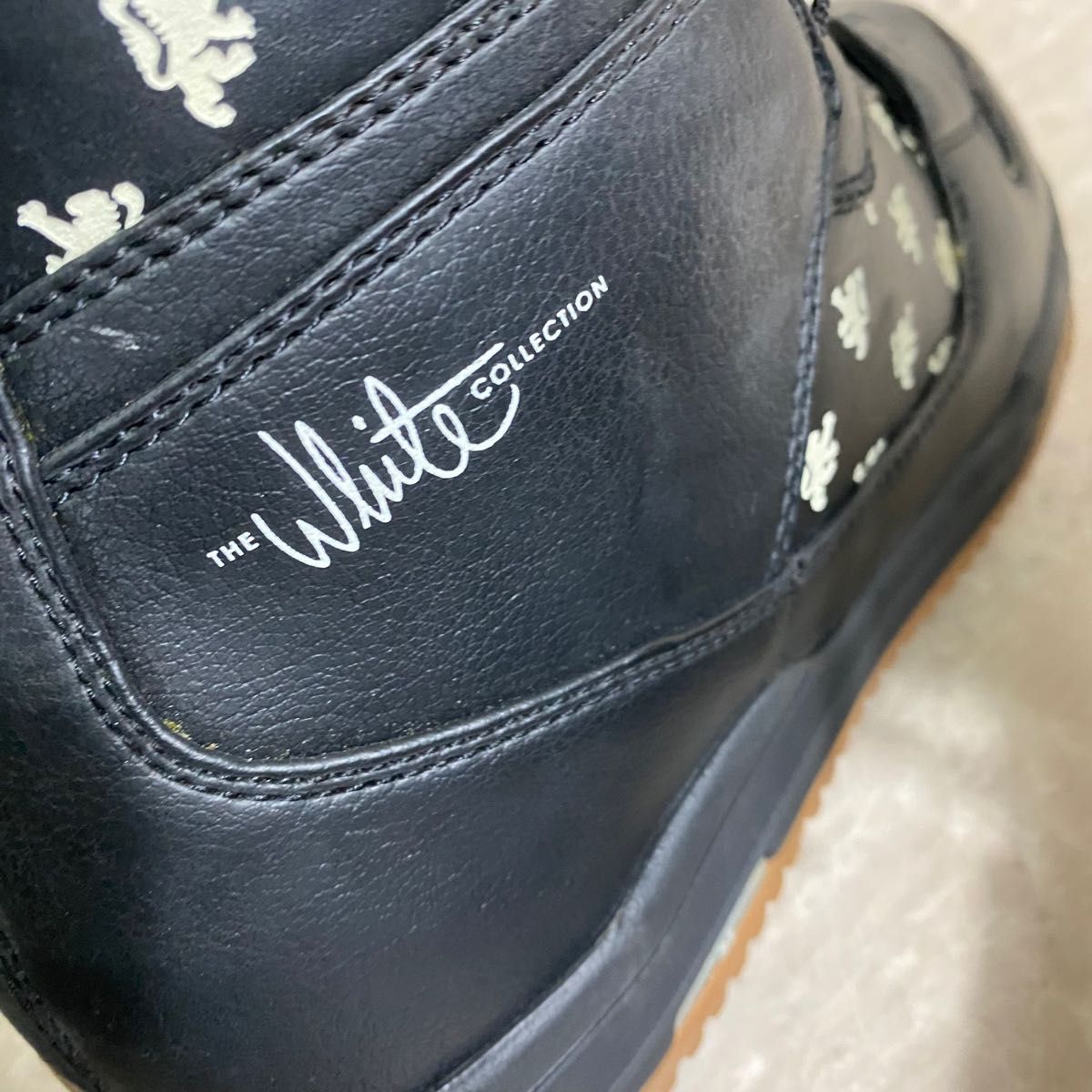 極美品 BURTON ブーツ 26 5 cm ショーン・ホワイトモデル 極美品 BURTON ブーツ 26 5 cm ショーン・ホワイトモデル