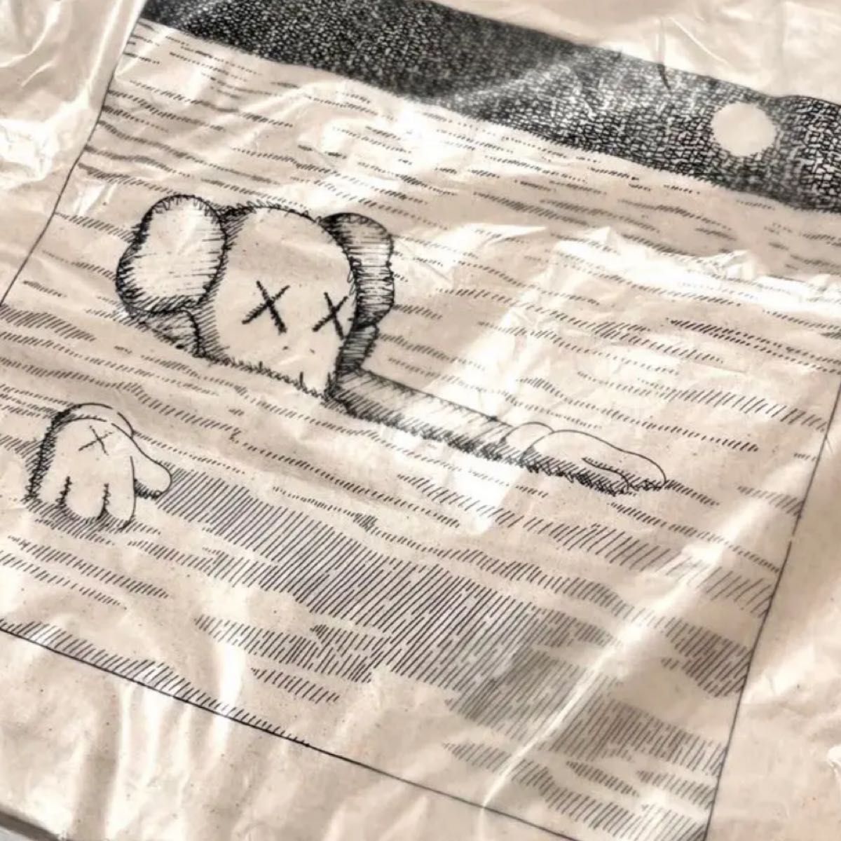 新品】UNIQLO x KAWS ARTBOOK トートバッグ ステッカー付｜Yahoo