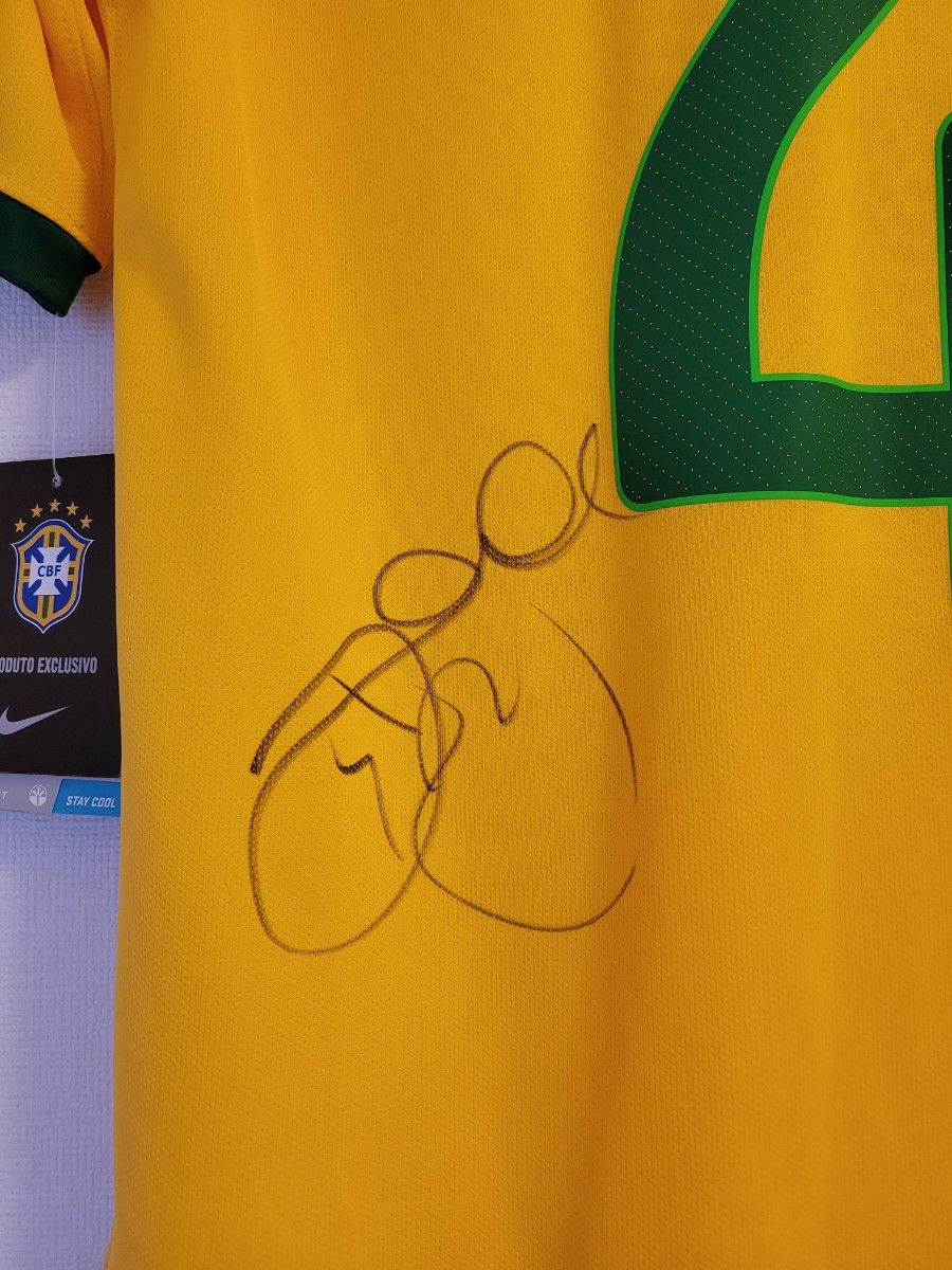 ブラジル代表 ダビドルイス サイン ユニフォーム サッカー 新品 ブラジル代表 ダビドルイス サイン ユニフォーム サッカー 新品