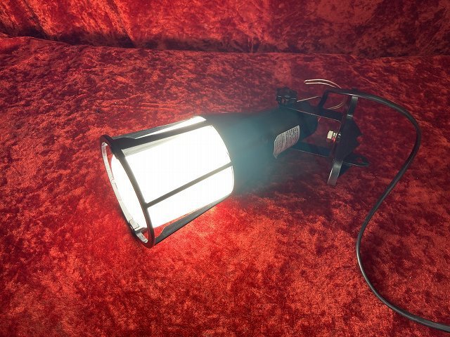 09-27-124 ◎BO 作業用ライト 照明 LEDクリップライト CL-R20ED 100V電源 作業灯　投光器　中古品　_画像2