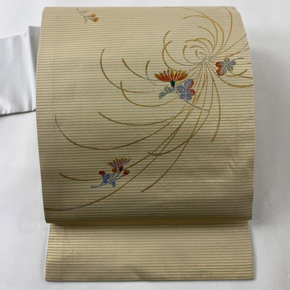 セール 登場から人気沸騰】 螺鈿 金銀彩 菊 秀品 美品 名古屋帯 金色