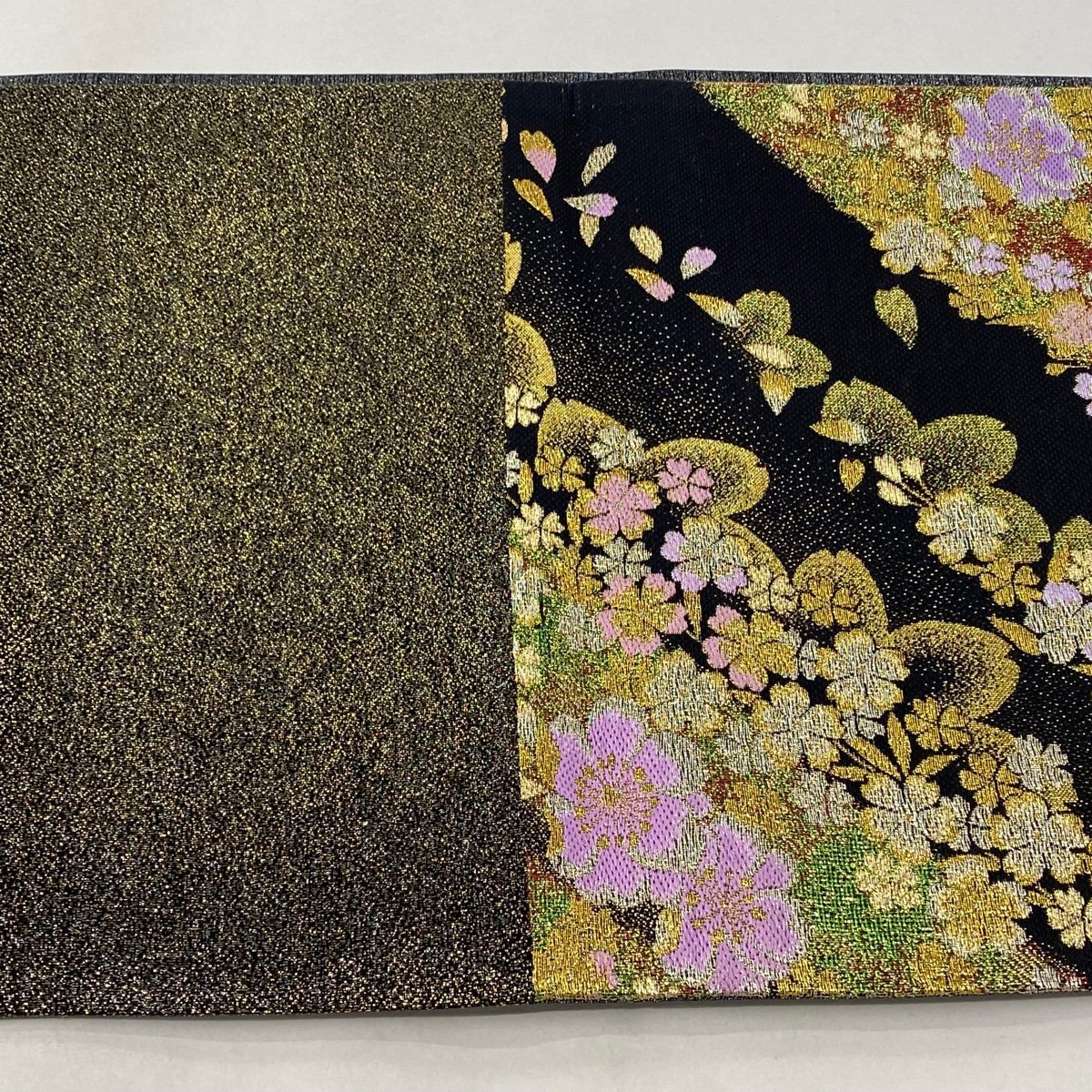 格安販売中 桜 草花 振袖向き 秀品 美品 袋帯 箔 【中古】 正絹 六通