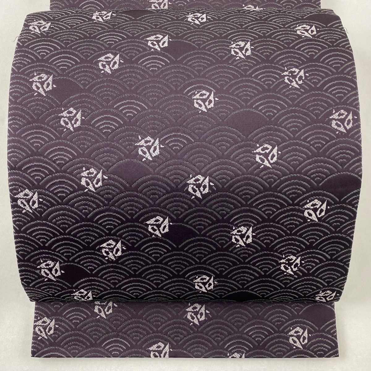 完璧 袋帯 【中古】 正絹 六通 濃紫 幾何学模様 波 落款 秀品 美品
