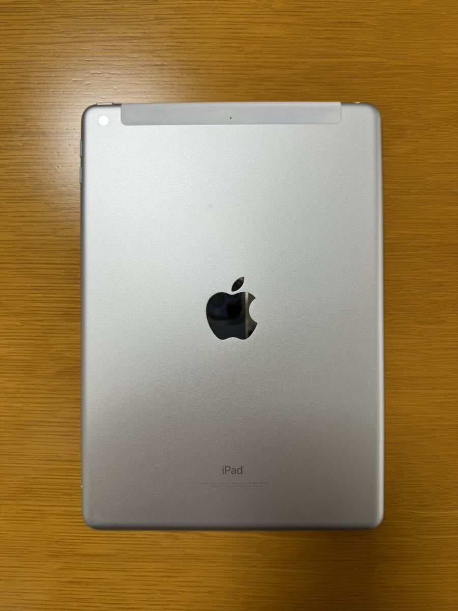 ソフトバンク Apple iPad 第5世代 128GB Wi-Fi+Cellularモデル シルバー アップル_画像2