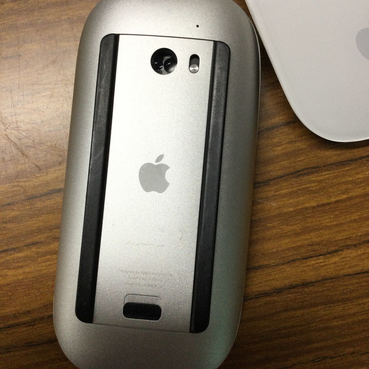 USED★Apple アップル A1296 3Vdc Magic Mouse マジックマウス Wireless ワイヤレス Bluetooth 無線 電池式 動作確認済★2_画像3