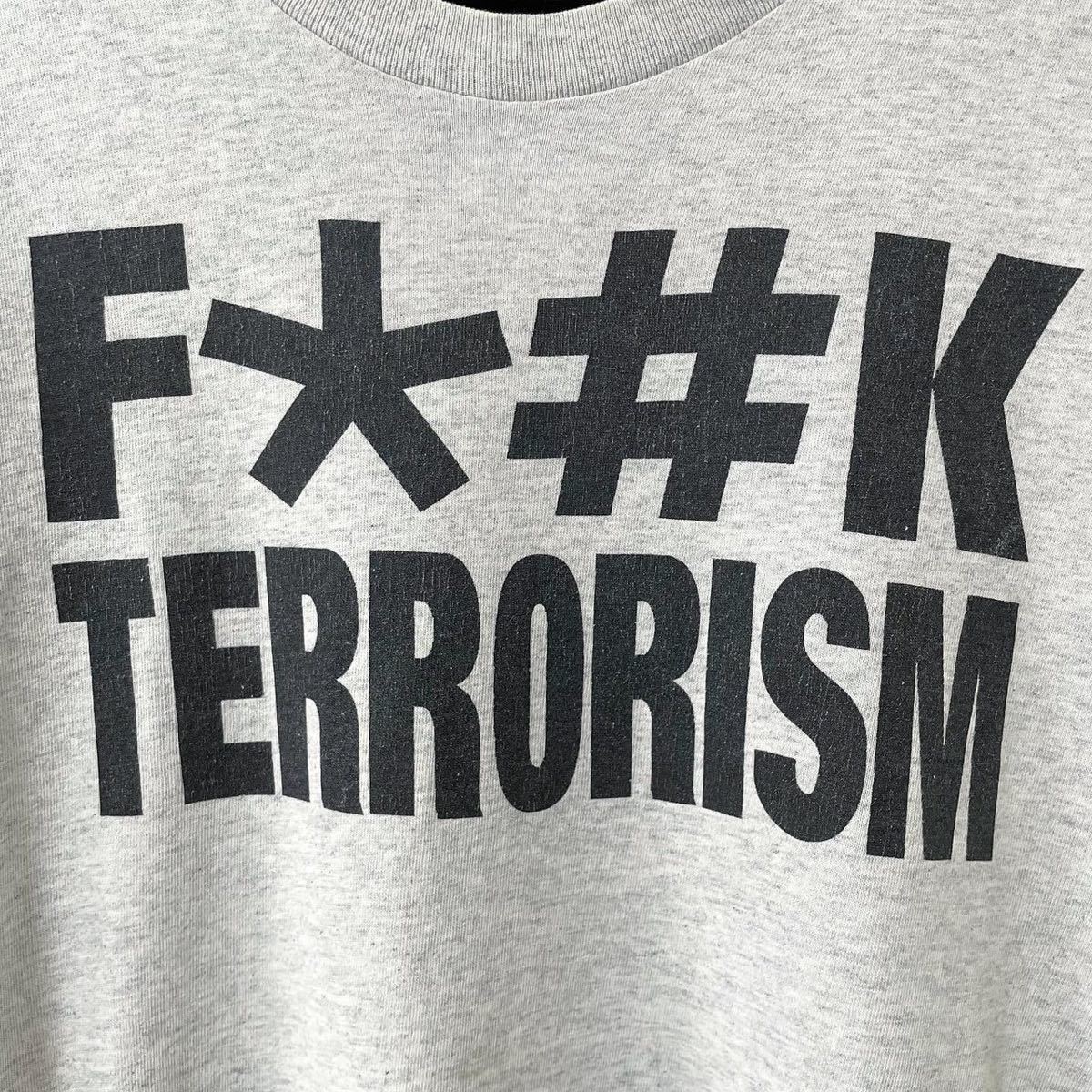 ■激レア■90s 00s FUCK TERRORISM Tシャツ XL ファック テロリズム 反戦 メッセージ USA製 ビンテージ_画像2