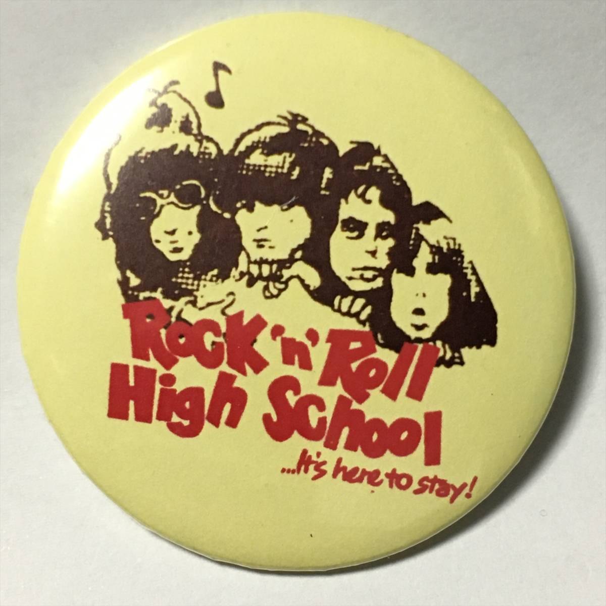 デカ缶バッジ 5.7cm　RAMONES ROCK'N ROLL HIGH SCHOOL ラモーンズ ロックンロールハイスクール_画像1