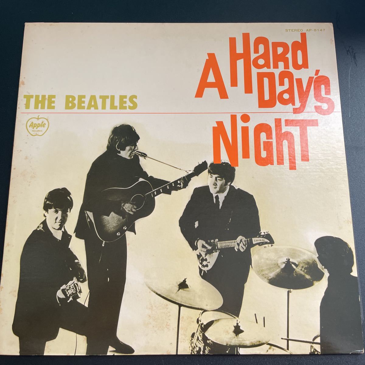 The Beatles A Hard Day's Night(ビートルズがやって来るヤァ!ヤァ!ヤァ!) Apple Records AP-8147 映画パンフレット付_画像1