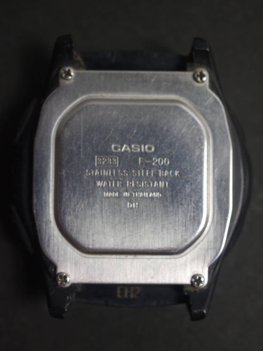 カシオ CASIO デジタル F-200 男性用 メンズ 腕時計 V967 稼働品_画像3