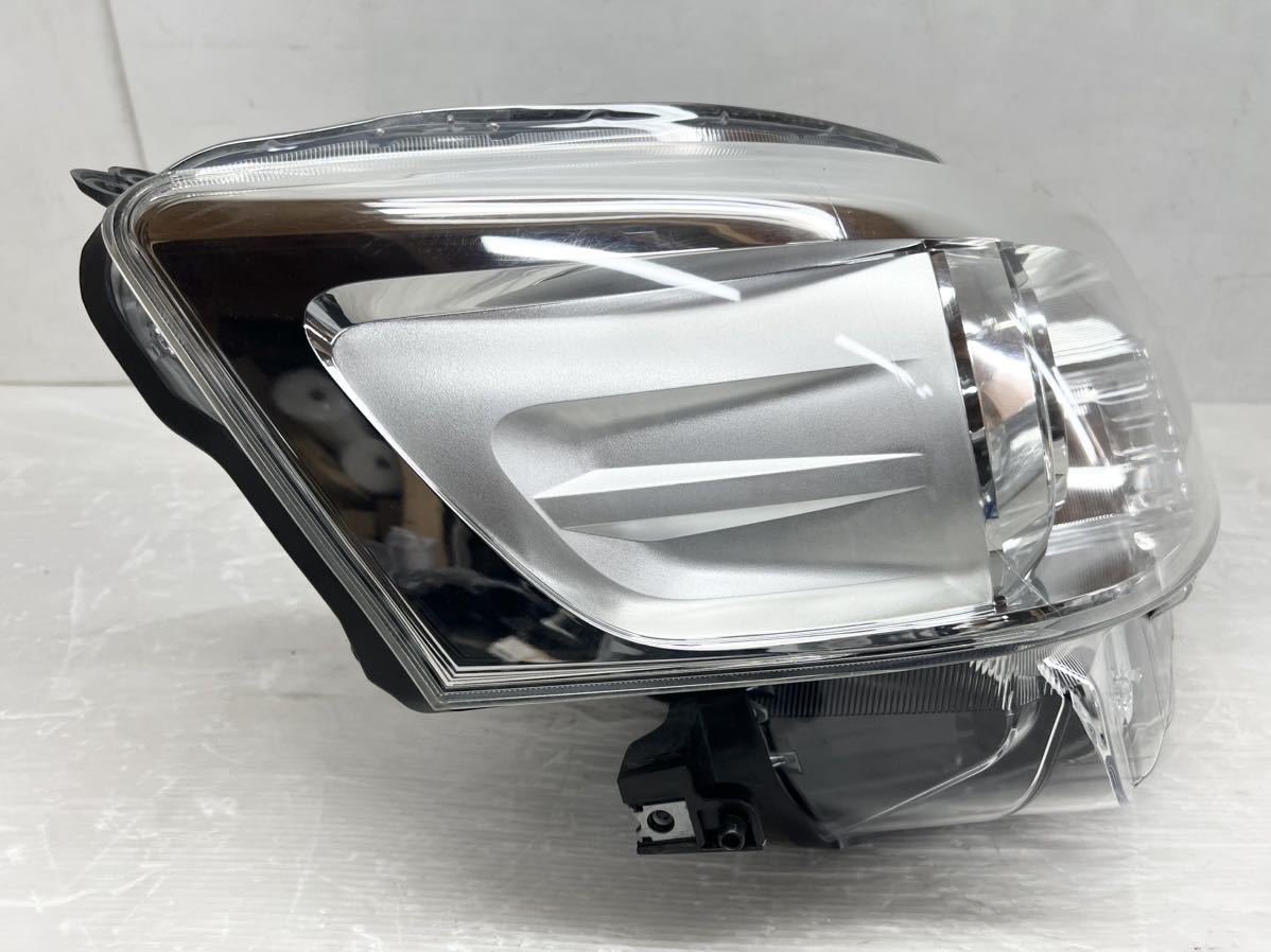 送料込 即決 スペーシア カスタム MK32S/MK42S 純正 HID 右 送料込 即決 スペーシア カスタム MK32S/MK42S 純正 HID 右