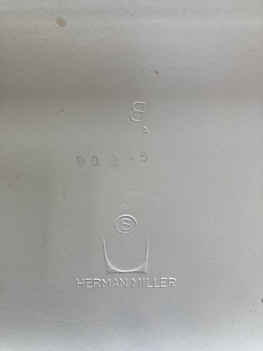 【Herman Miller／ハーマンミラー】ヴィンテージ イームズ　スタッキングベース【サイドシェルチェア】ナウガレザー B_画像9