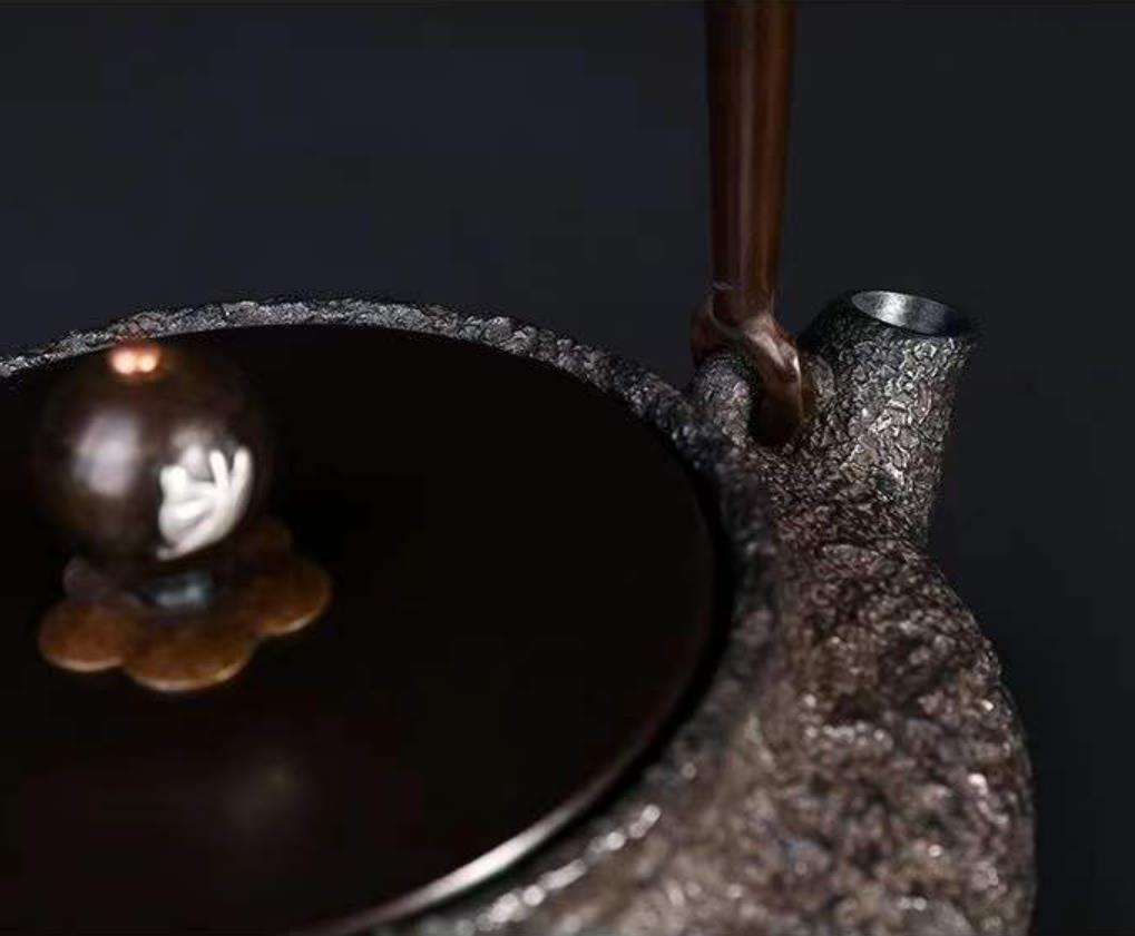 職人手作★ 砂鉄 大容量鉄壺 コーティングなし 手作り鉄 やかんを沸かす お茶の道具　800ML 未使用_画像4