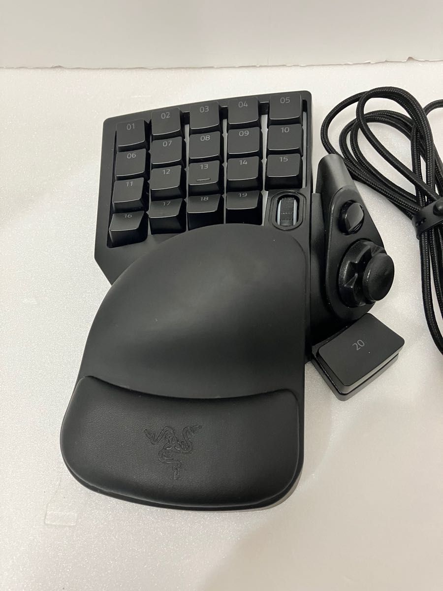 Razer tartarus V2 ゲーミングキーボード 左手デバイス