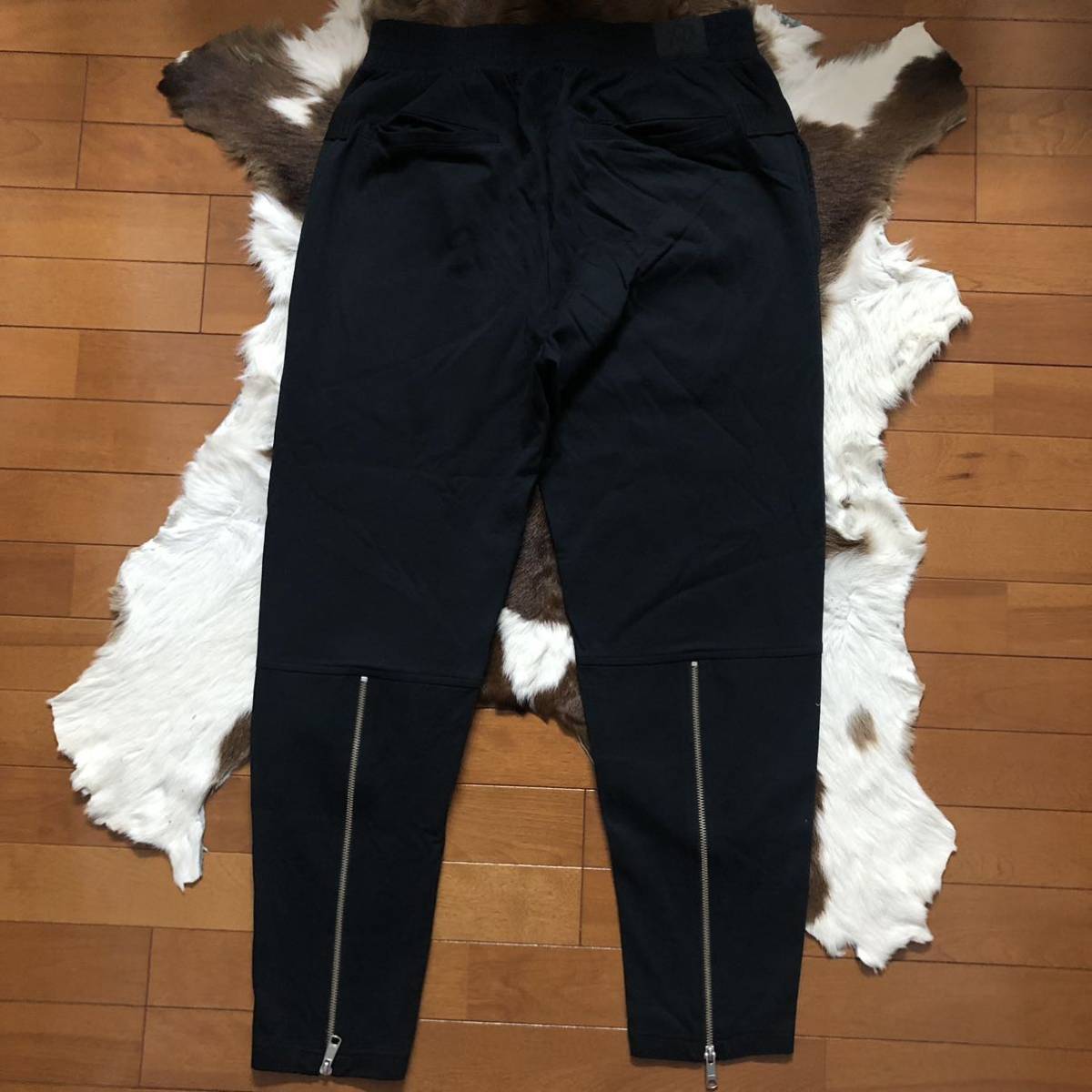 国内正規品 Puma x XO | The Weeknd Sweatpants back zipper - プーマ バックジップ スゥエット ジャージパンツ（サイズM）_画像2