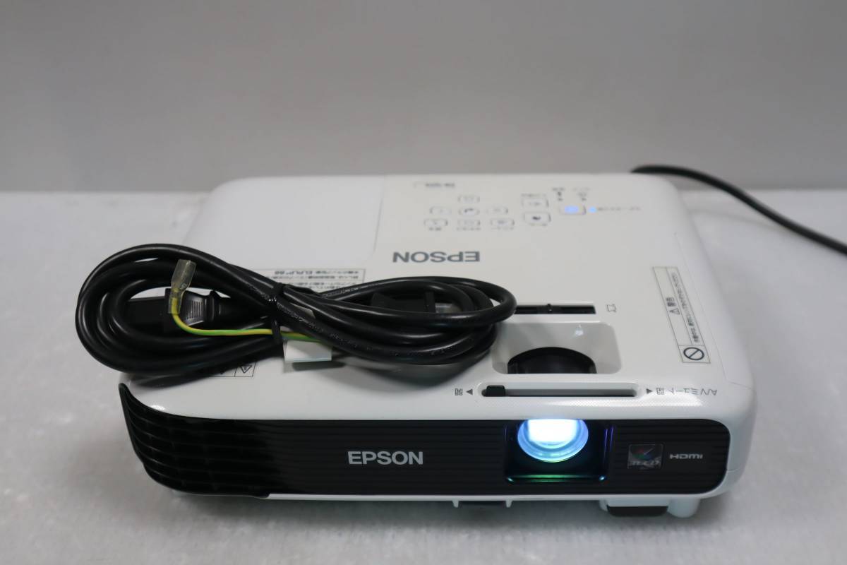 E0622 H L 使用時間: 0H EPSON エプソン LCD PROJECTOR プロジェクター EB-S04 H716Dの画像1