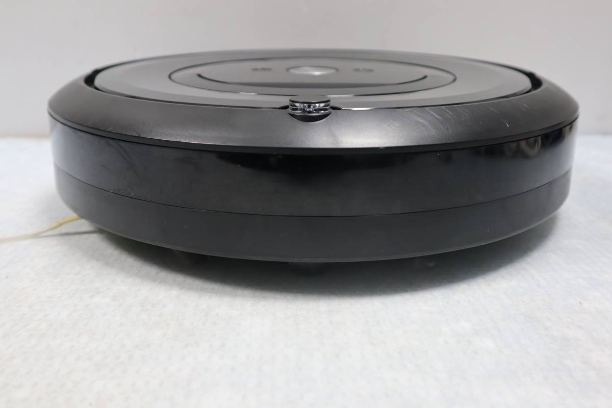 E4845 Y iRobot アイロボット Roomba ルンバ e5　 RVC-Y1　 ロボット 掃除機　バッテリー付き_画像7