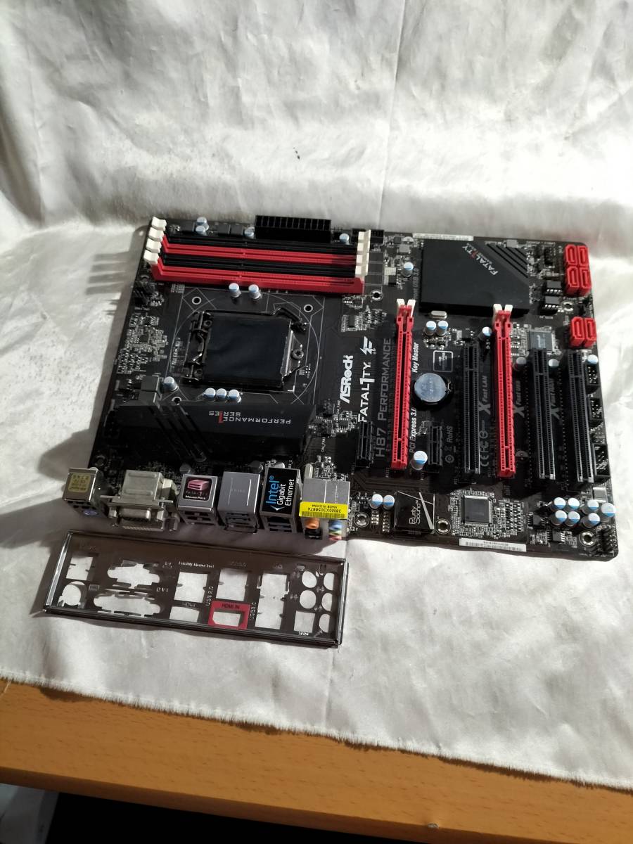 ★ASROCK FATAL1TY H87 PERFORMANCE LGA1150 H87 ATXマザ●マザーボード