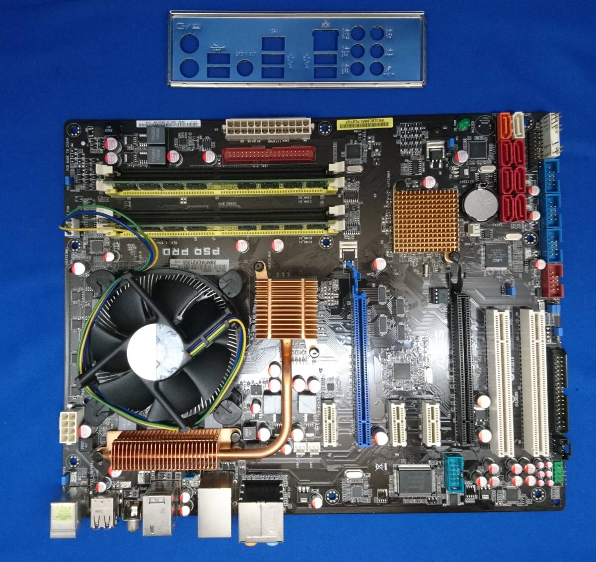 CPU・マザーボード・メモリ３点セット 「Core2Duo E8600」+「ASUS P5Q PRO(P45/LGA775)」+「DDR2-800(PC2-6400)4GB(2GB+2GB)」 ジャンク_画像1