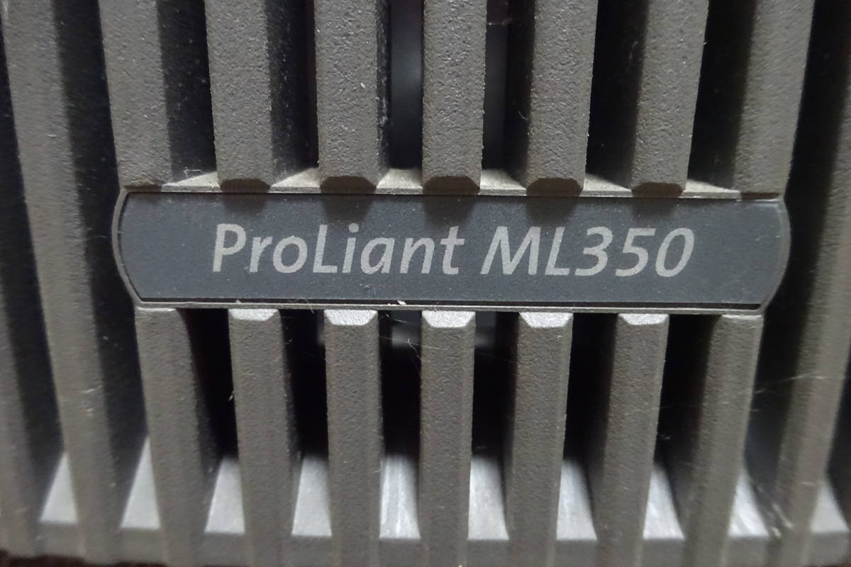  packing front.A954 COMPAQ Proliant ML350 backup server PC present condition goods approximately 25kg