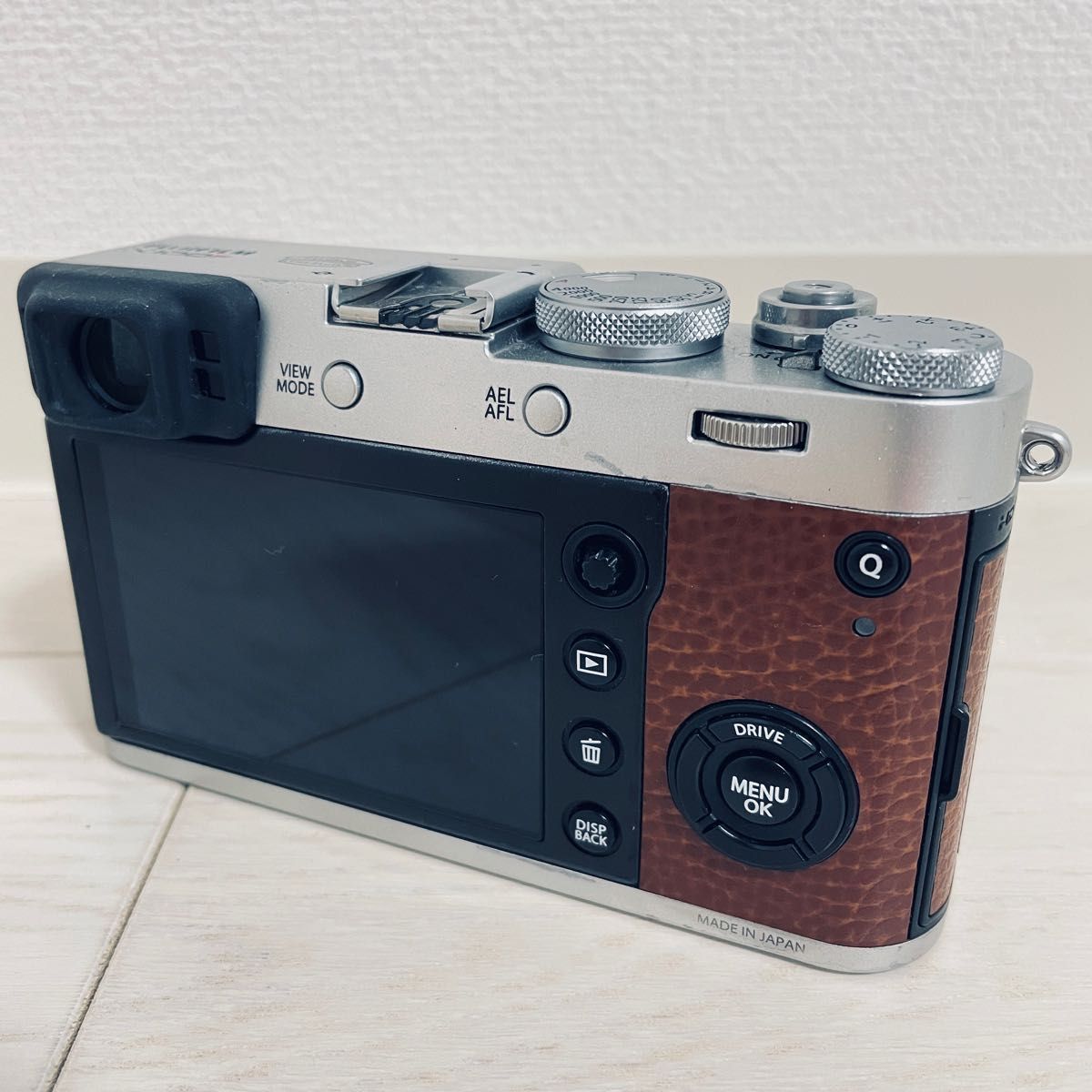 希少・レア】X100F ブラウン 海外限定発売品 動作確認OK|Yahoo 希少・レア】X100F ブラウン 海外限定発売品 動作確認OK|Yahoo