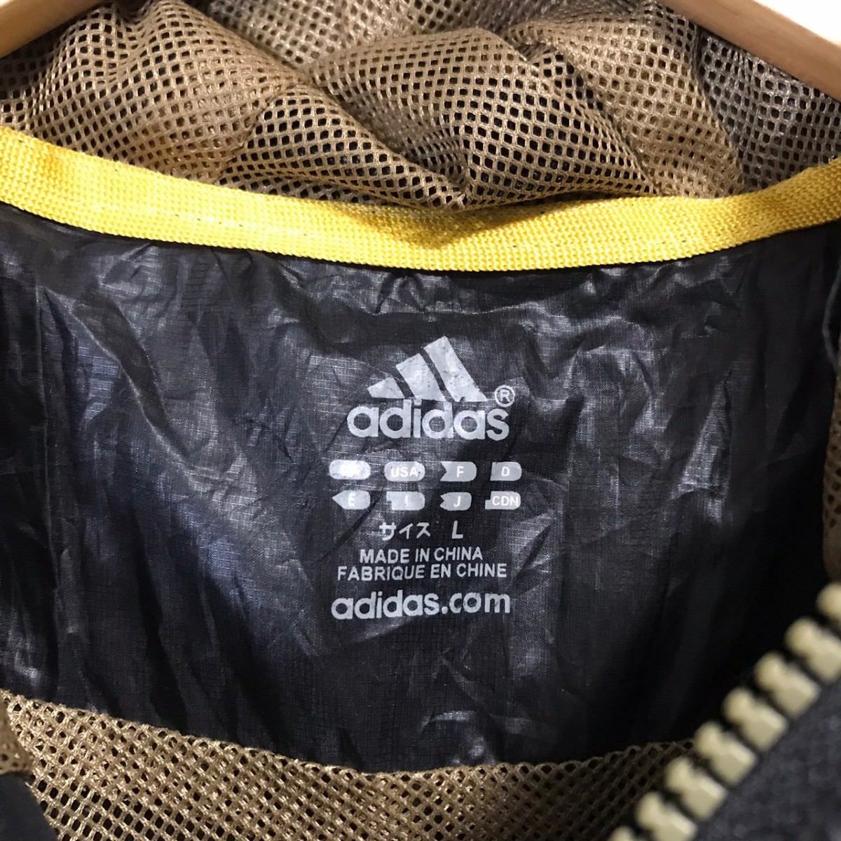 H5474dL adidas×24karats アディダス×24カラッツ サイズL ナイロンジャケット ナイロンパーカー ブラック×ゴールド メンズ LDH_画像8