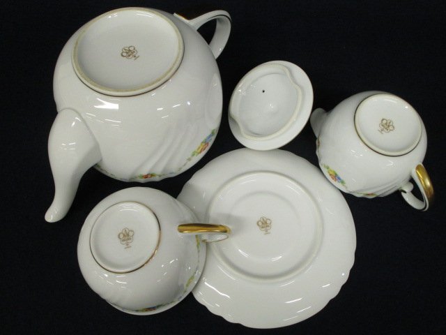 Yahoo!オークション - F784 陶器「大倉陶園 OKURA 小花柄 ティー