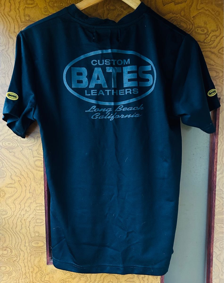 ベイツ　BATES Tシャツ　M