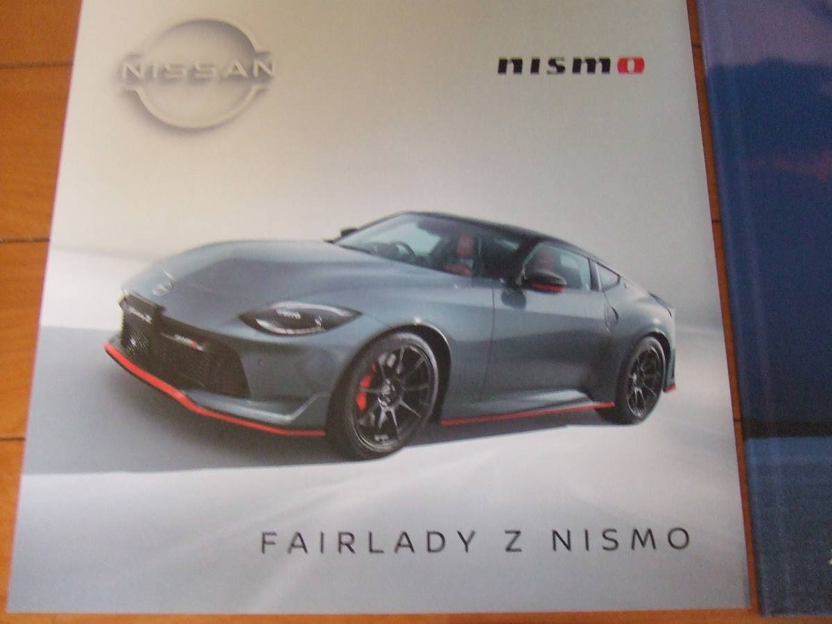 NISSAN 最新版 FAIRLADY Z NISMO パンフレット・FAIRLADY Z ・ＲＺ34・ＶＲ30ＤＤＴＴ　405ＰＳ/フェアレディＺ　book型カタログ_最新版 FAIRLADY Z NISMO パンフレット