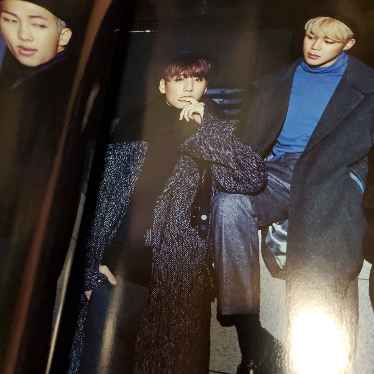 BTS 韓国雑誌 singles 2017年 1月号 巻末ポストカードつき BTS 韓国雑誌 singles 2017年 1月号 巻末ポストカードつき