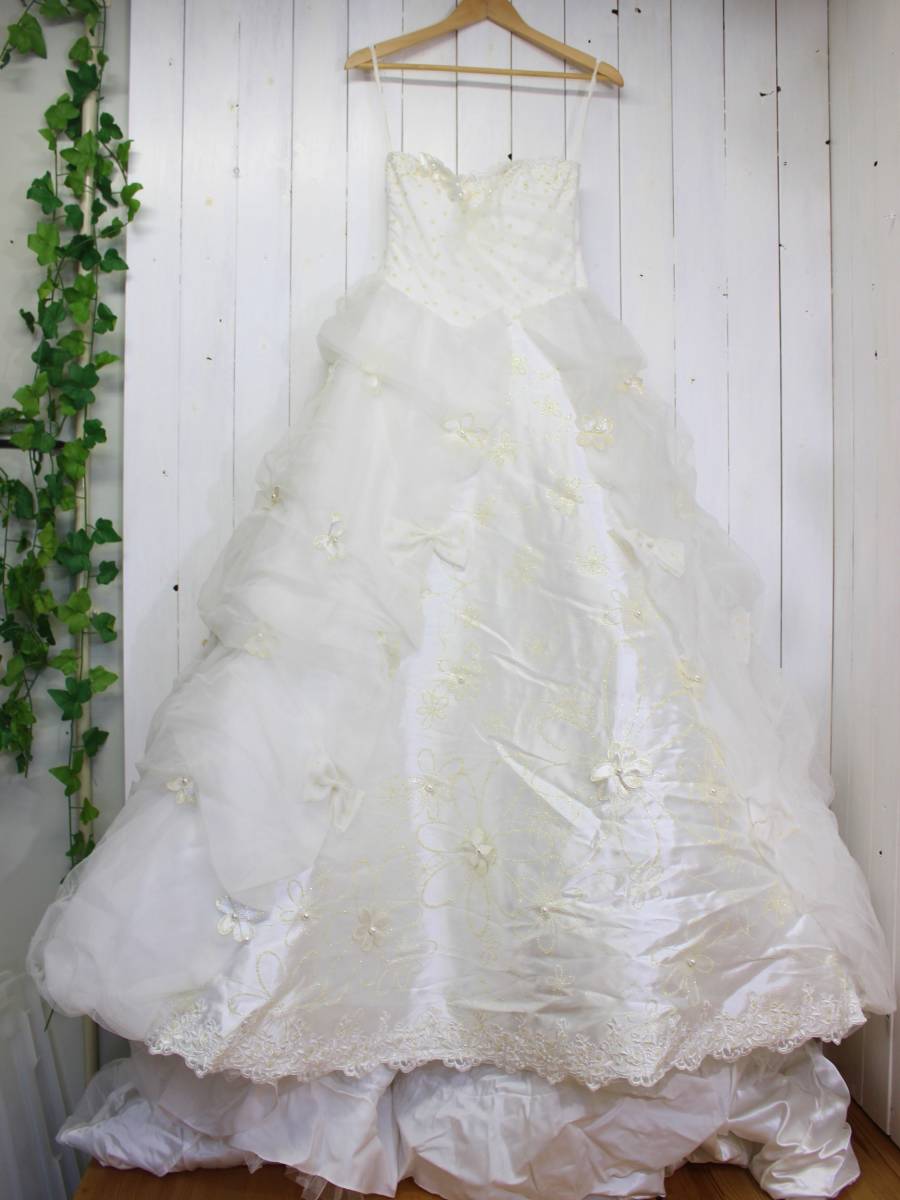 ■Bon visage（ボン ビサージュ）■結婚式 ウェディングドレス カラードレス プリンセスドレス ホワイト