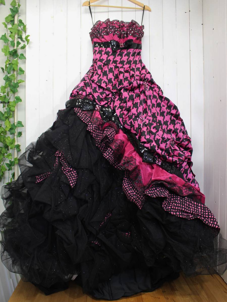 アヤナチュール Aya na ture 結婚式 ウェディングドレス カラードレス プリンセスドレス ブラックピンク