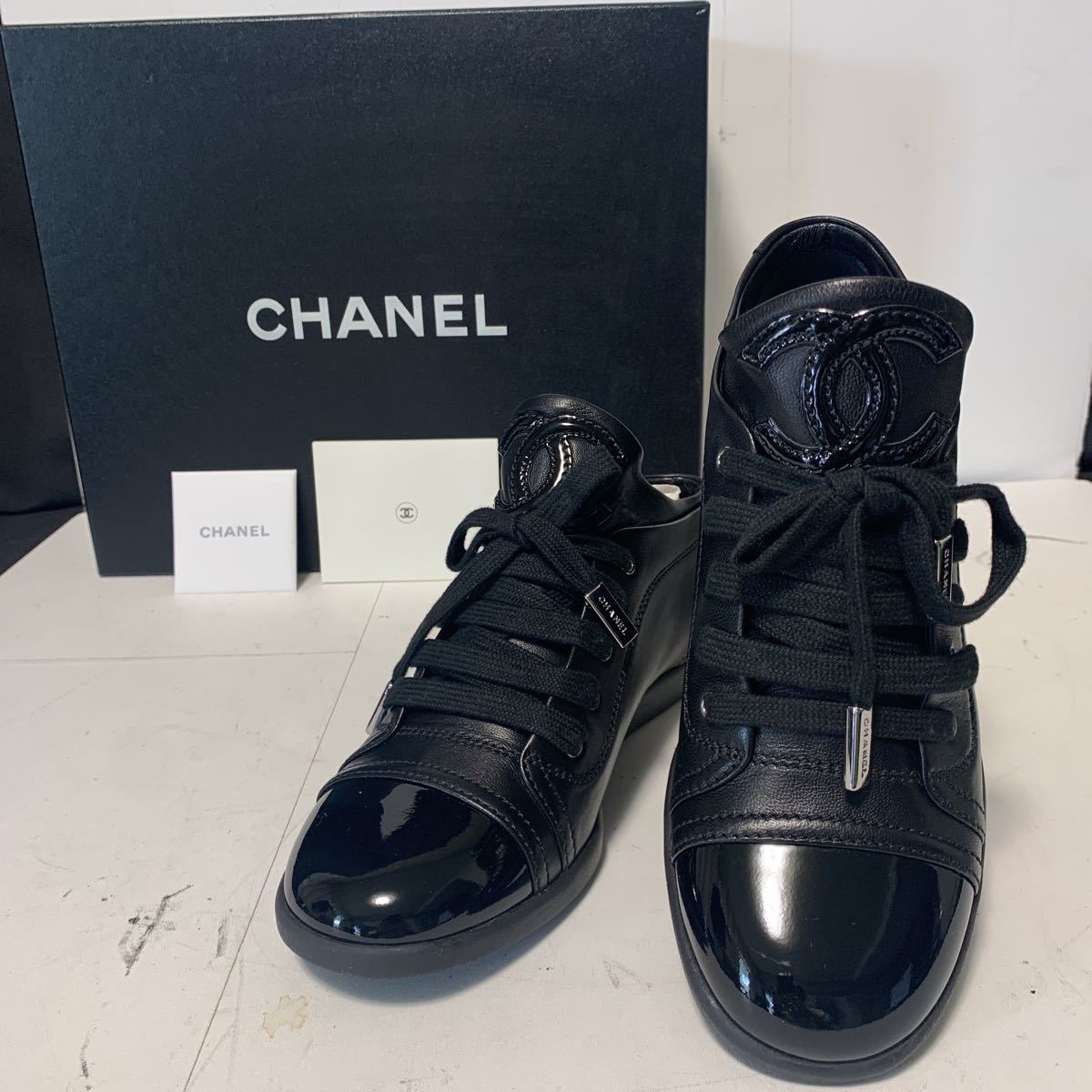 新品未使用】CHANEL シャネル スニーカー ココマーク レザー エナメル