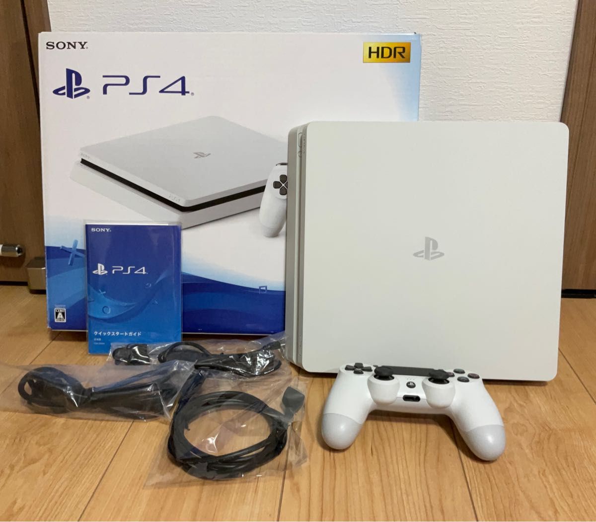 PS4本体 CUH-2200A グレイシャーホワイト 動作確認済み SONY